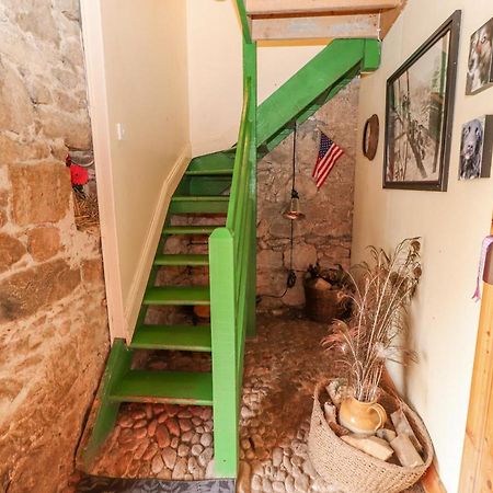 Ryan'S Loft Apartment Ardfinnan Екстериор снимка